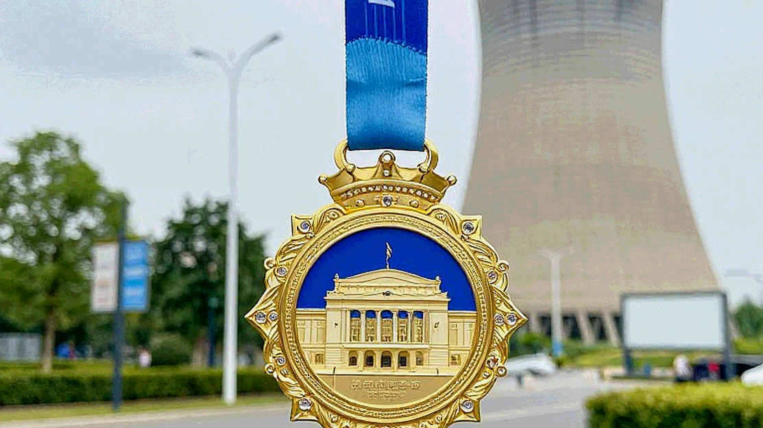 সেতু, অন্ধকার আর ১৬ মিনিটের ফাঁক: হ্যানয় ম্যারাথনের রেকর্ড আসলে কী মাপে